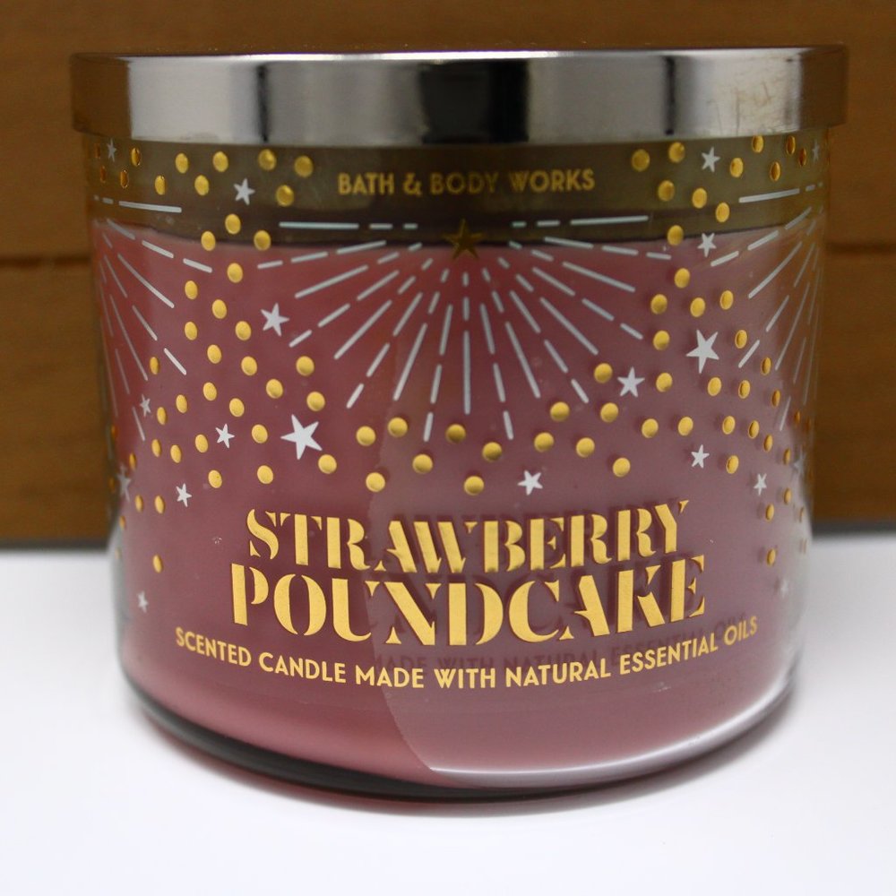 NWT Strawberry Pound Cake Bath and Body Works 3-Wick Candle 14.5oz